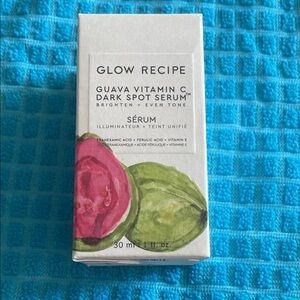 Glow Recipe Guava Vitamin C Serum - White and Green